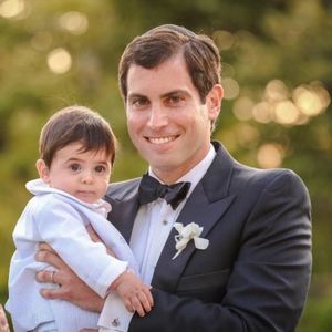 Meet your Posher, Adam